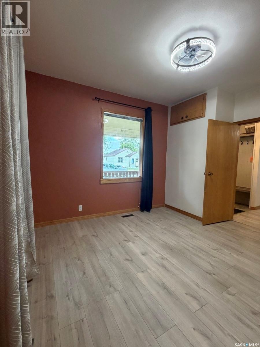 437 Grandview Street W, Moose Jaw, Saskatchewan  S6H 5L2 - Photo 8 - SK048158