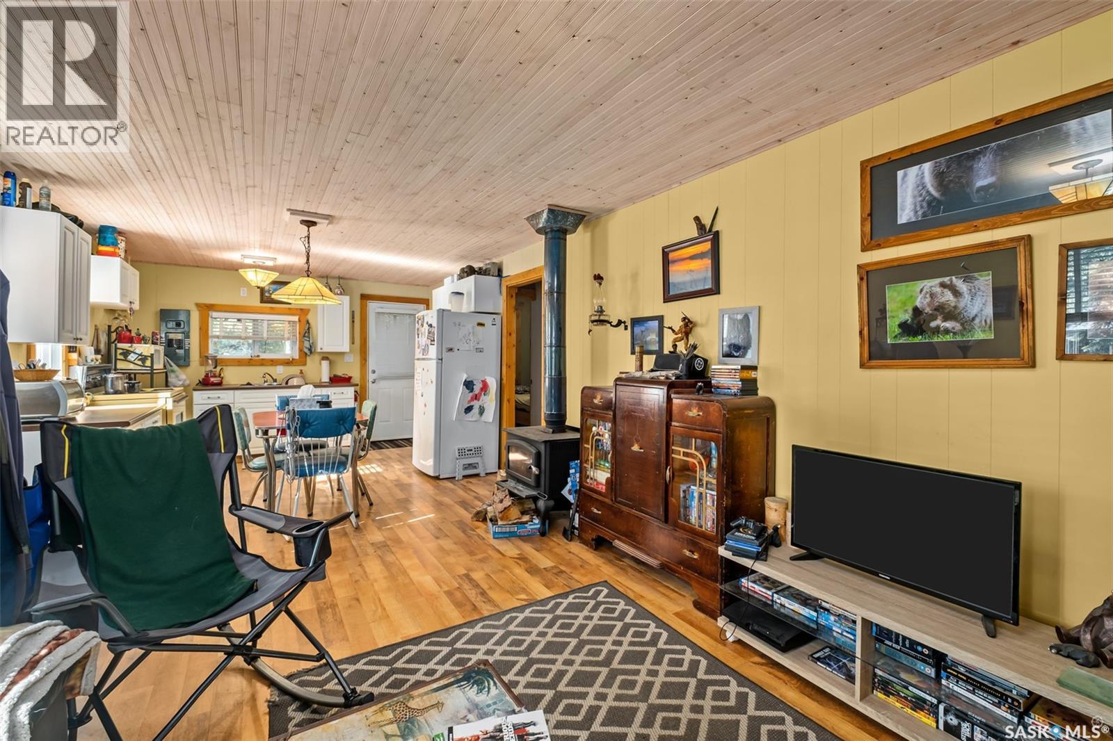 302 Jarvis Street, Emma Lake, Saskatchewan  S0J 0N0 - Photo 5 - SK048119
