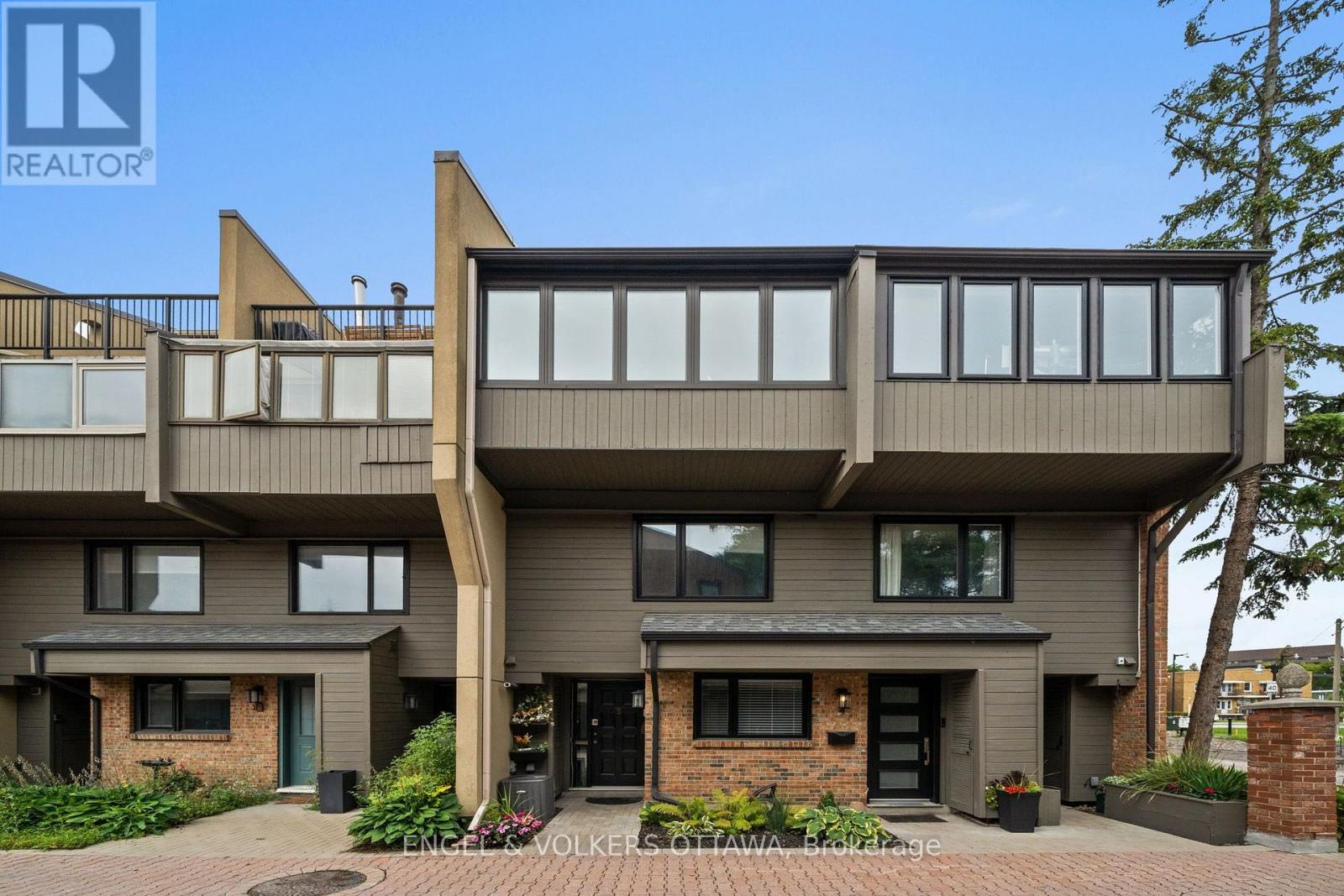 6 - 290 CATHCART STREET, Ottawa, Ontario