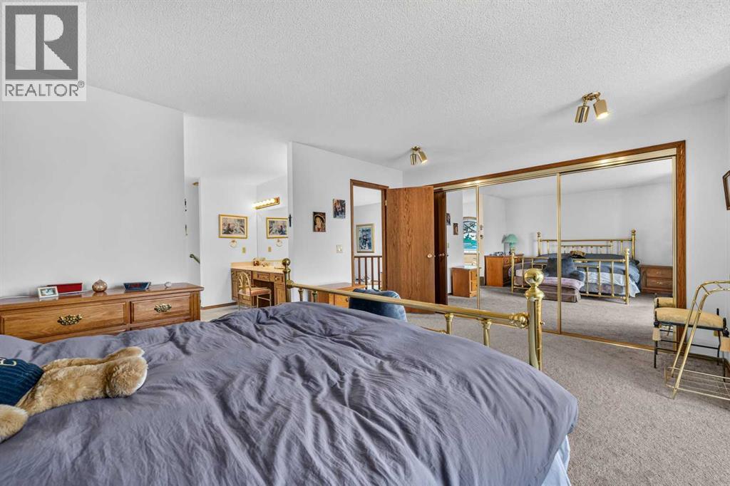 232 Hawkview Manor Circle NW, Calgary, Alberta  T3G 3E5 - Photo 38 - A2343379