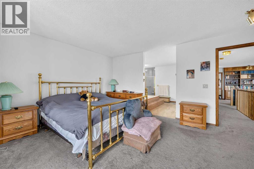 232 Hawkview Manor Circle NW, Calgary, Alberta  T3G 3E5 - Photo 37 - A2343379