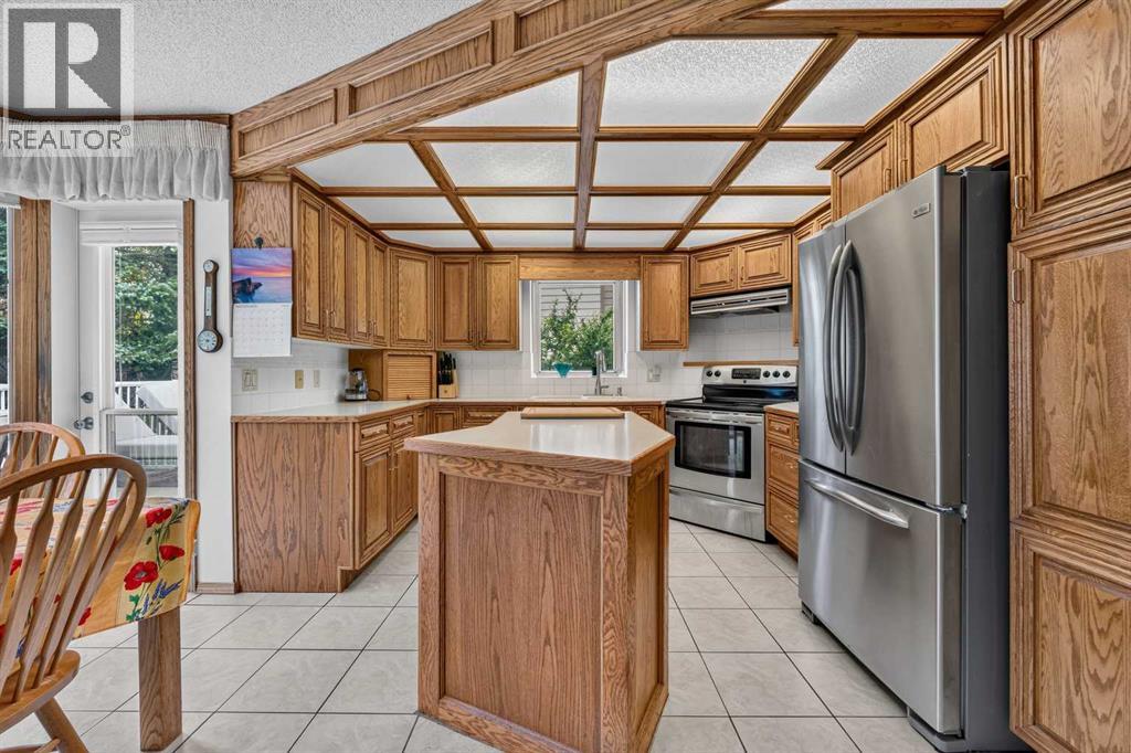 232 Hawkview Manor Circle NW, Calgary, Alberta  T3G 3E5 - Photo 19 - A2343379