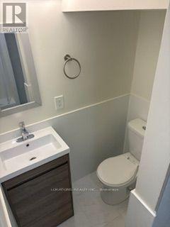 Lower - 55 Bishop Avenue, Toronto, Ontario  M2M 1Z5 - Photo 6 - C13769444