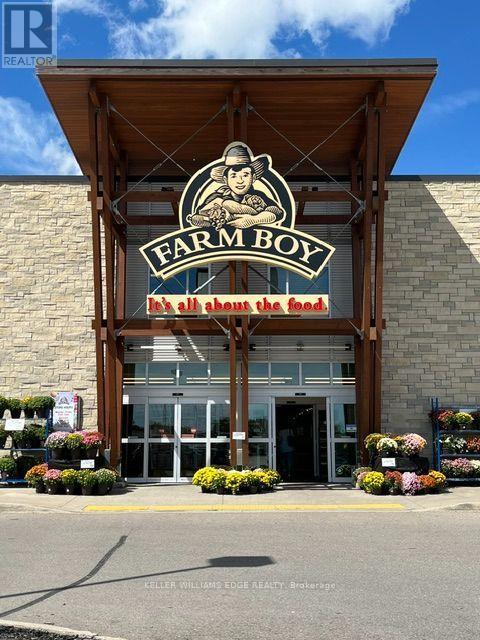 3070 Rotary Way, Burlington, Ontario L7M 0H1 - Photo 3 - W13613540