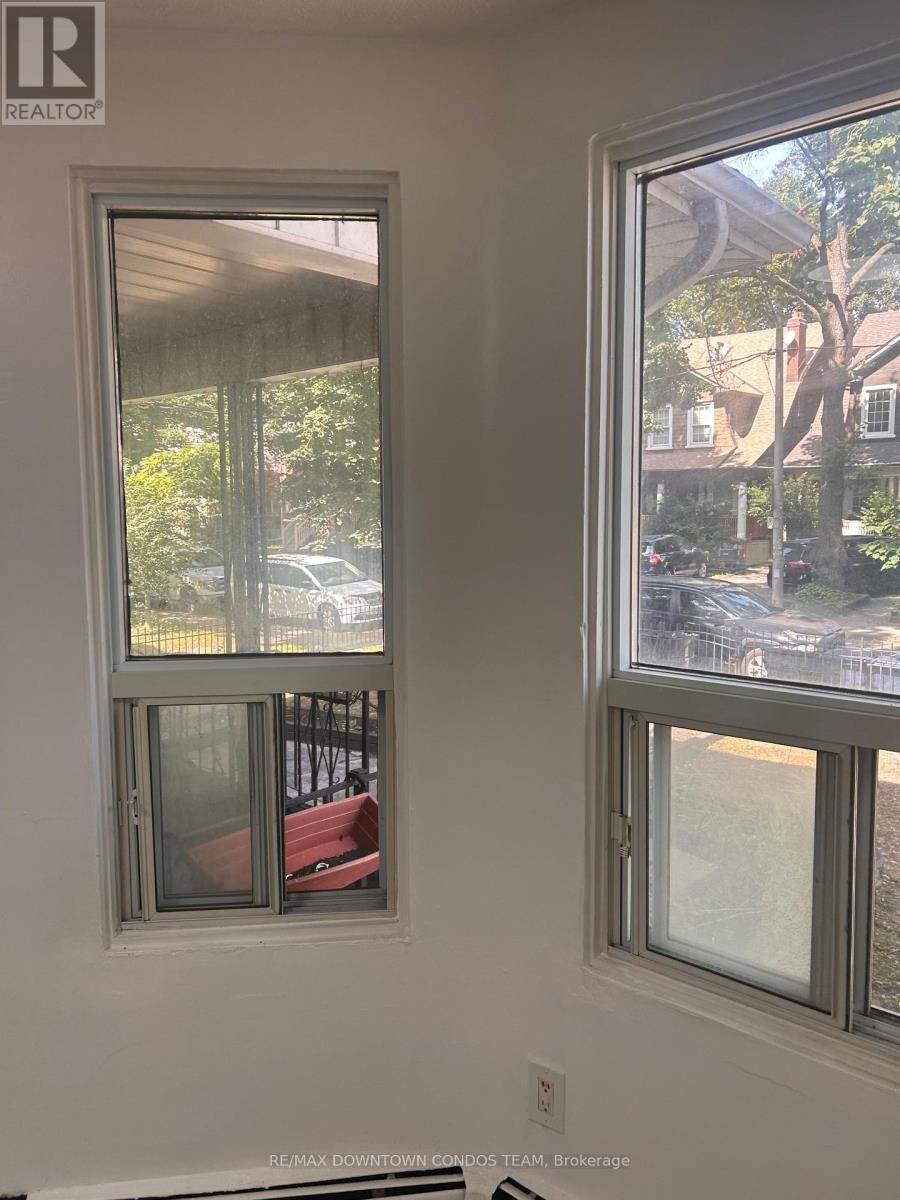 201 - 5 Thornburn Avenue, Toronto, Ontario  M6K 1C4 - Photo 8 - W13769344