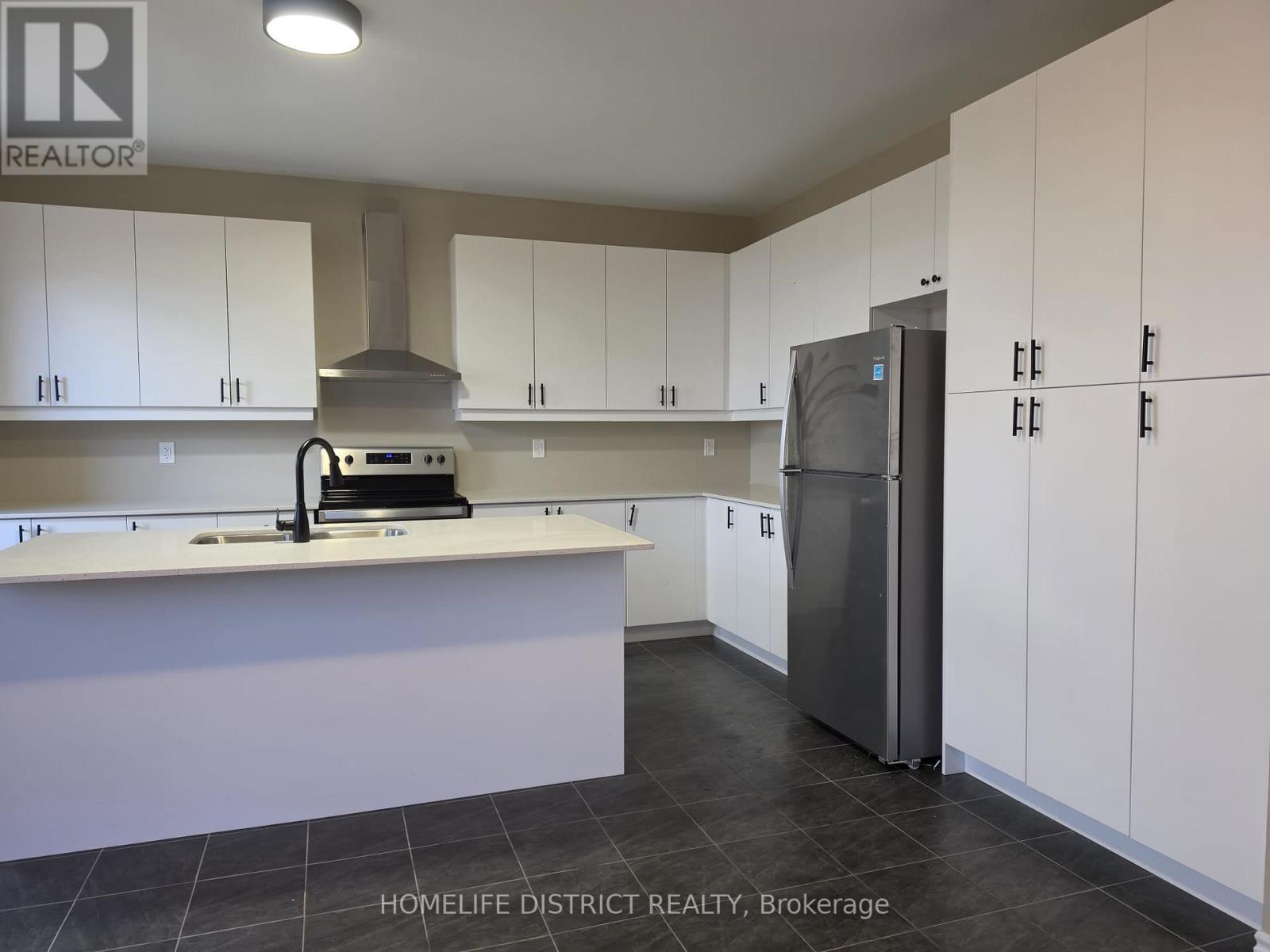 51 Hancock Crescent, Kawartha Lakes, Ontario  K9V 5H5 - Photo 2 - X13769324
