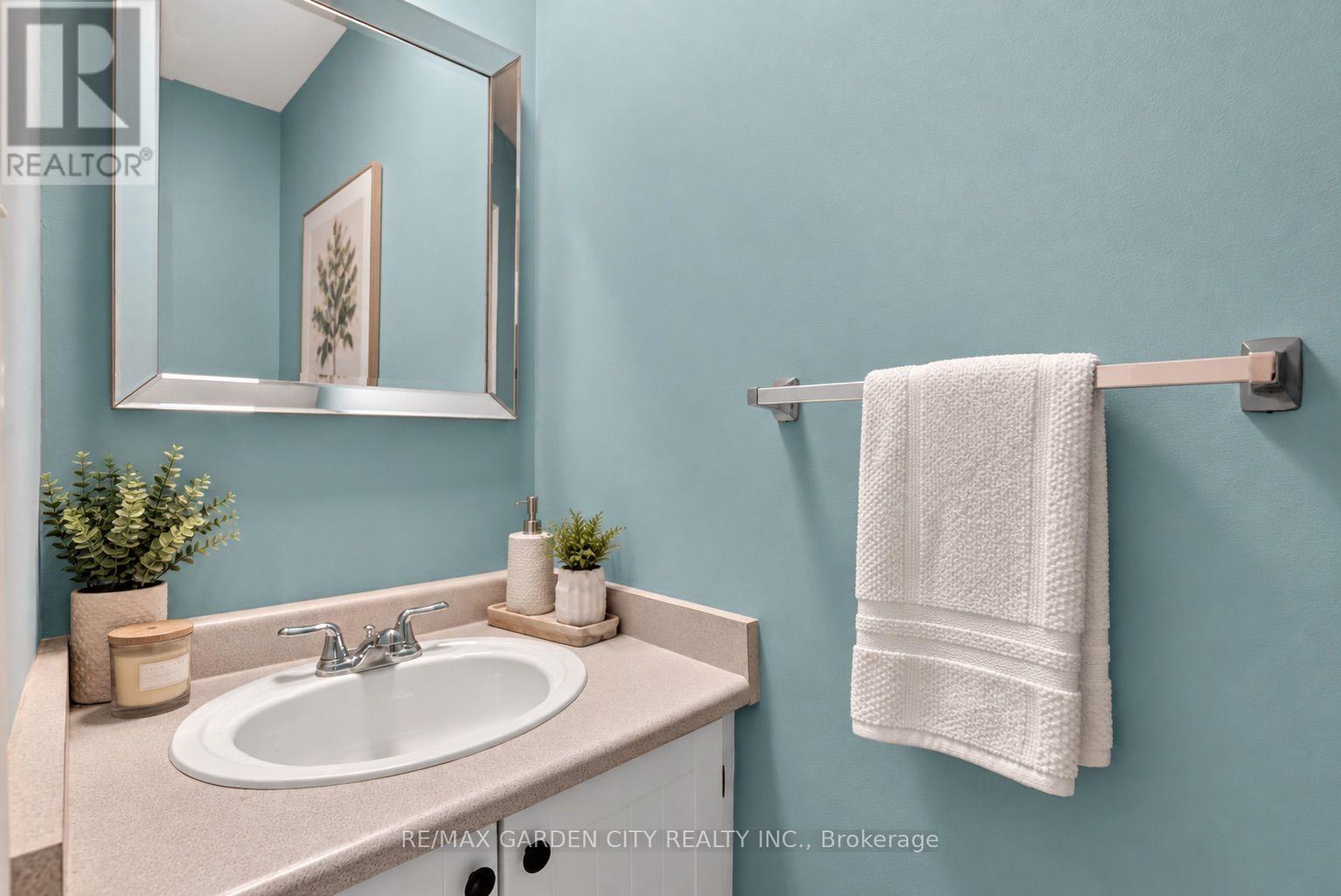 88 - 1115 Paramount Drive, Hamilton, Ontario  L8J 1P6 - Photo 3 - X13769356