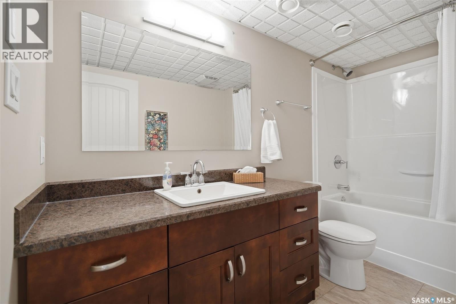 601 4th Street W, Watrous, Saskatchewan  S0K 4T0 - Photo 33 - SK048153