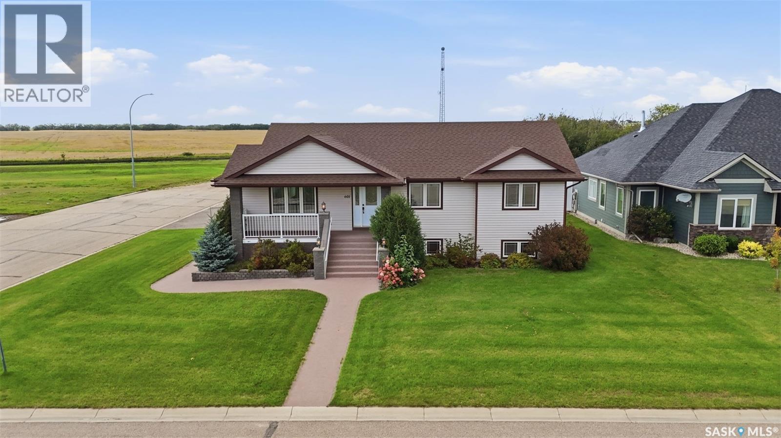 601 4th Street W, Watrous, Saskatchewan  S0K 4T0 - Photo 44 - SK048153