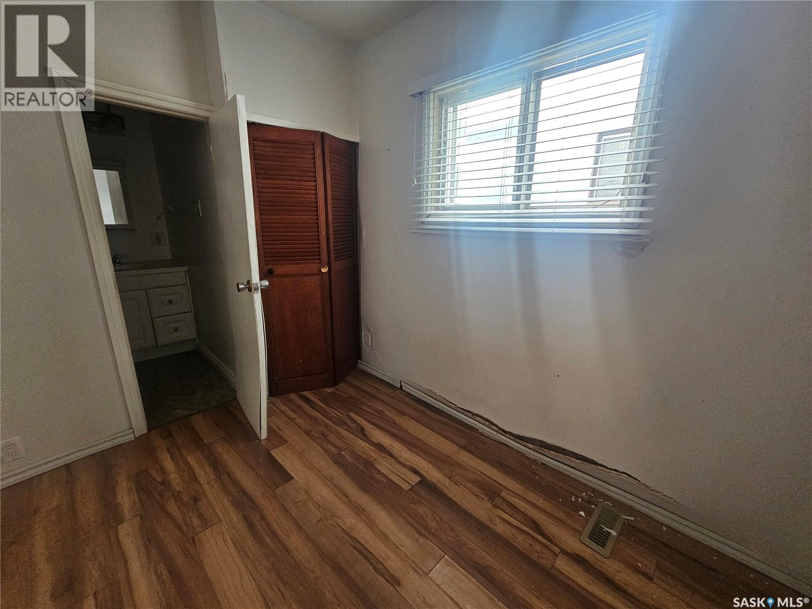 428 1st Avenue Nw, Swift Current, Saskatchewan  S9H 0N4 - Photo 13 - SK048104