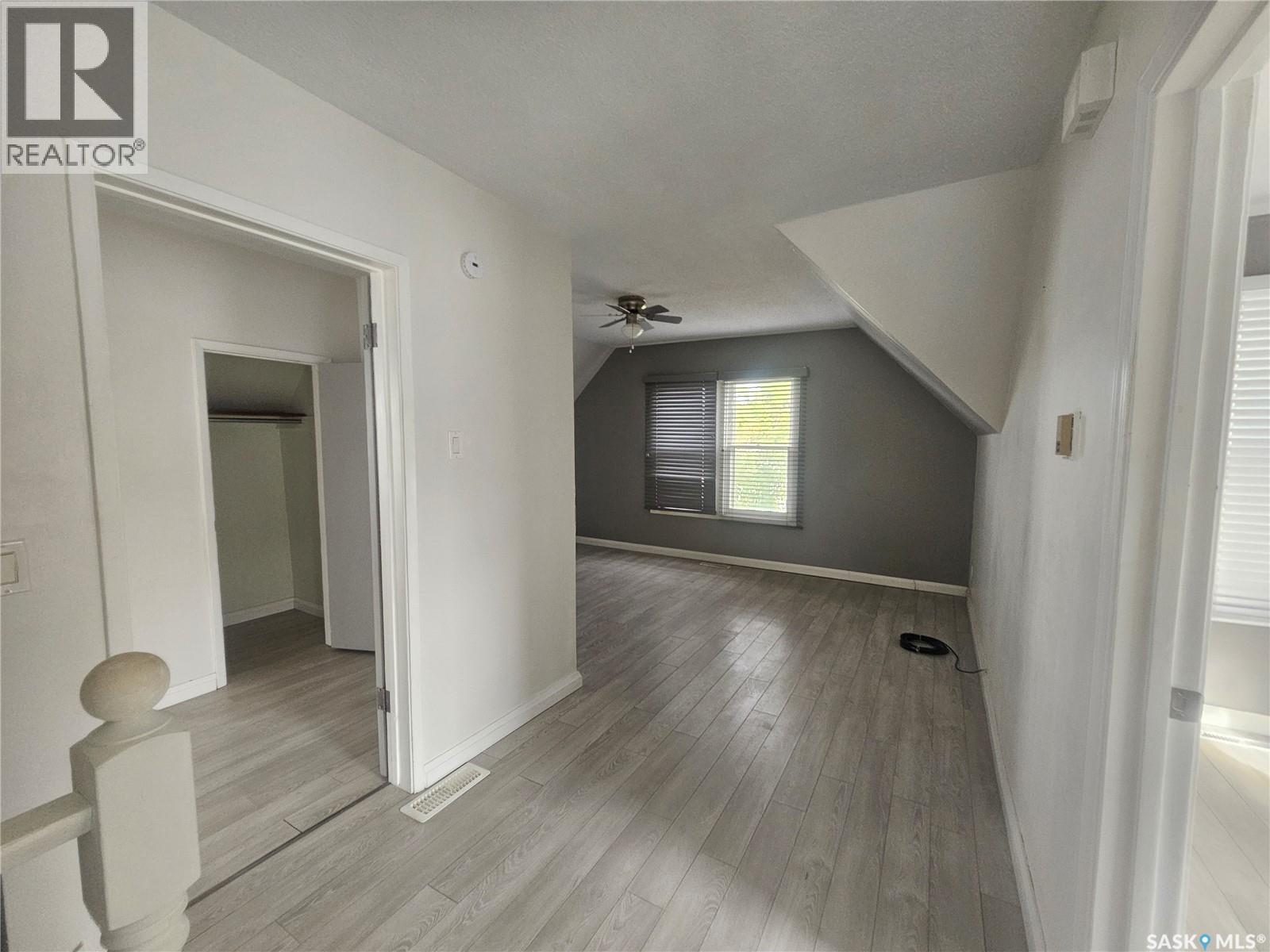 428 1st Avenue Nw, Swift Current, Saskatchewan  S9H 0N4 - Photo 17 - SK048104