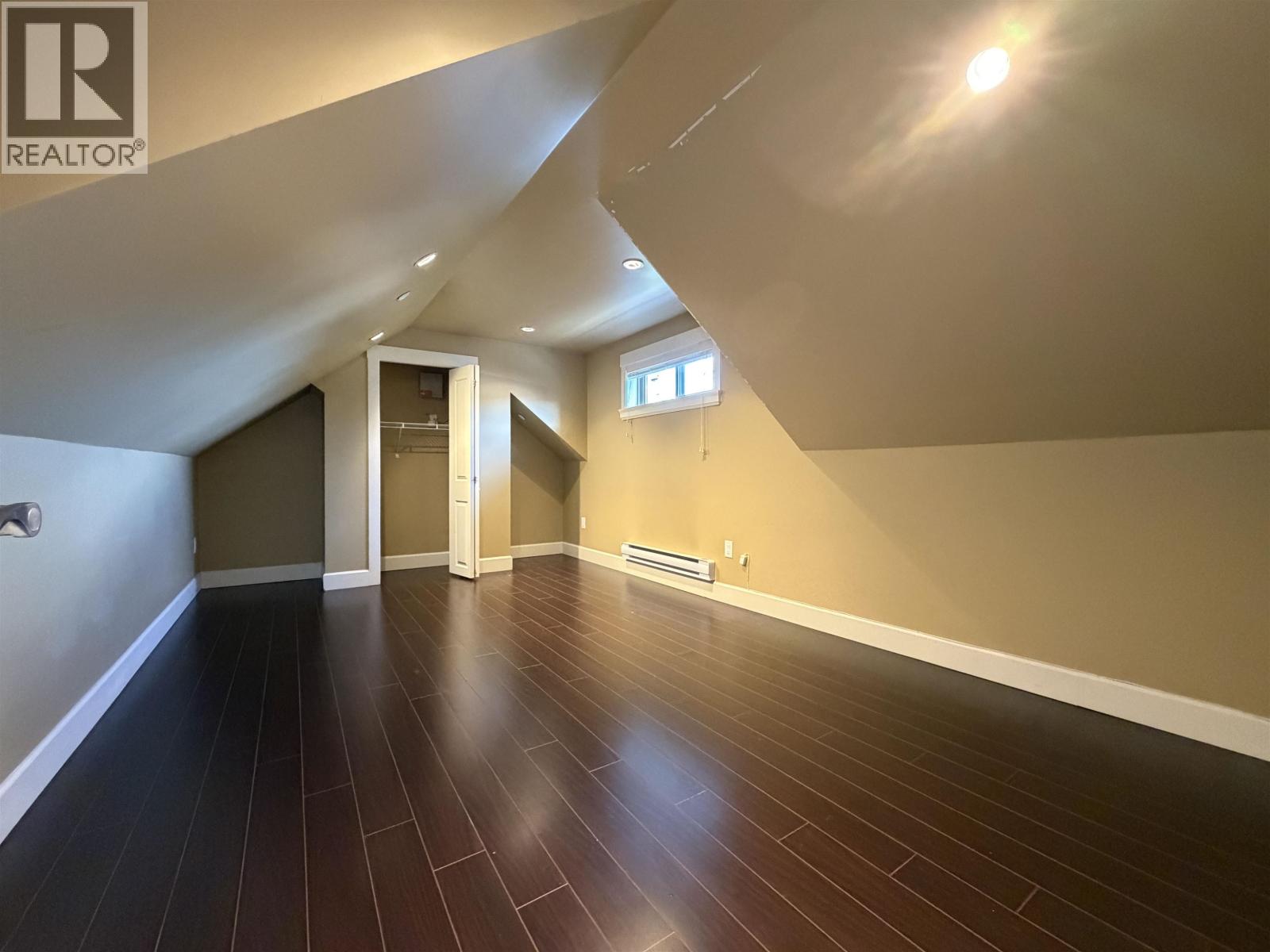 2780 E 47th Avenue, Vancouver, British Columbia  V5S 1C5 - Photo 2 - R3164115