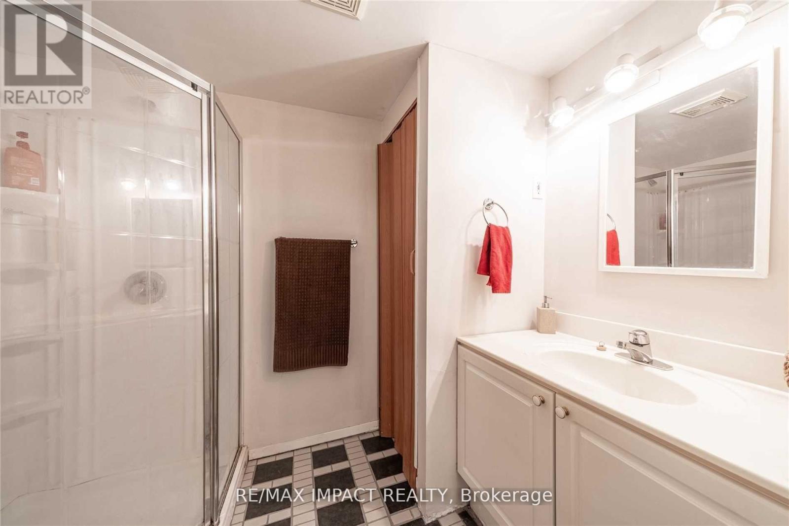 28 - 33 Taunton Road, Oshawa, Ontario  L1G 3T6 - Photo 23 - E13767808
