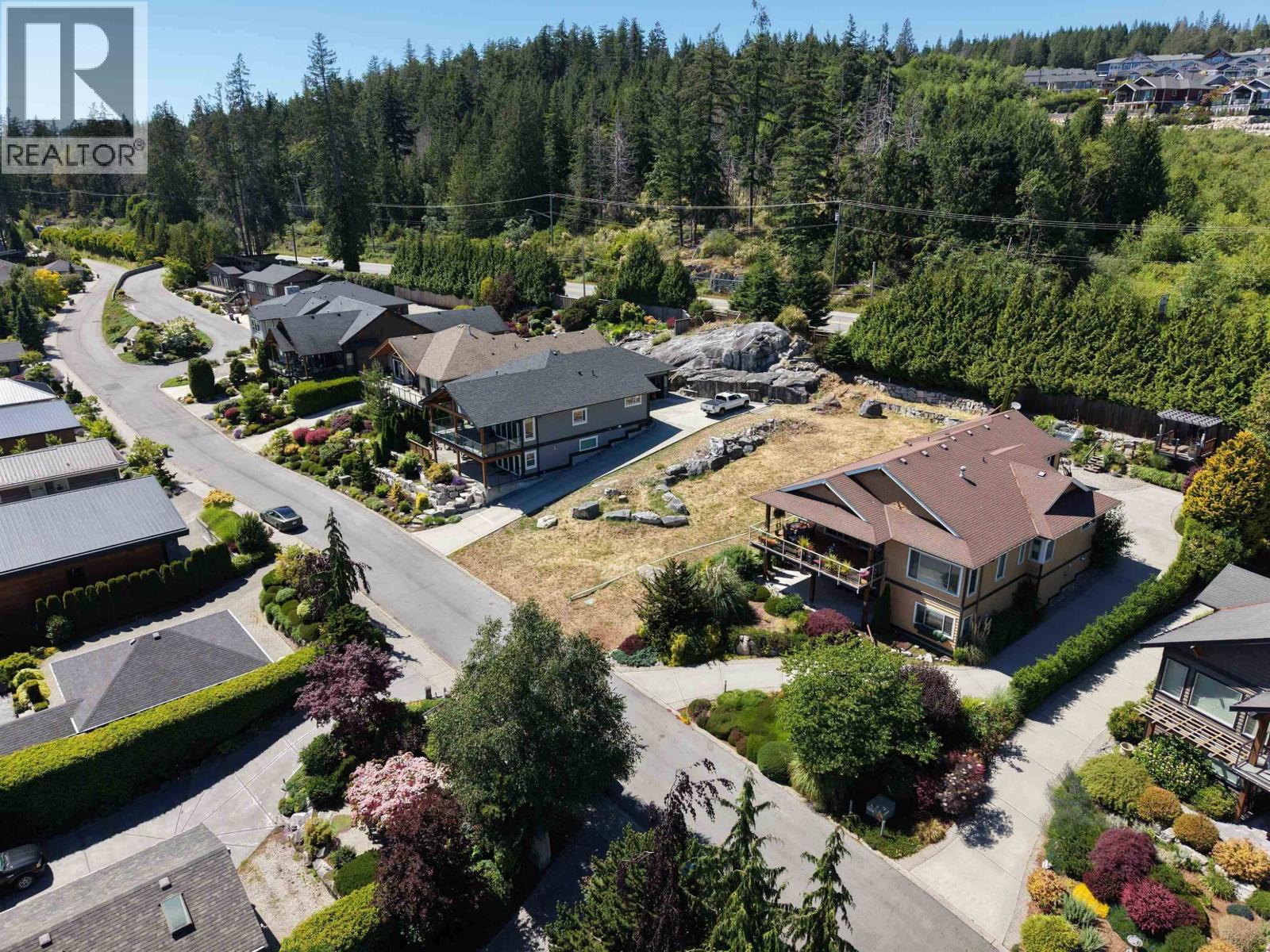 6014 Silverstone Lane, Sechelt, British Columbia  V0N 3A7 - Photo 18 - R3164083