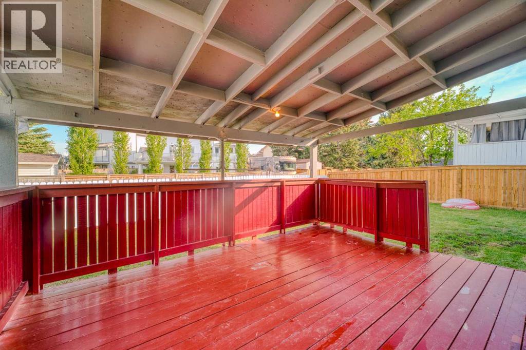 8286 Edgebrook Drive Nw, Calgary, Alberta  T3A 4N1 - Photo 40 - A2343398
