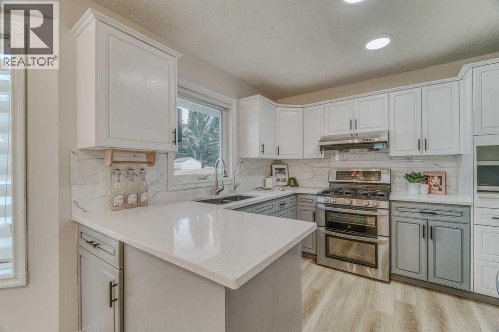 8286 Edgebrook Drive Nw, Calgary, Alberta  T3A 4N1 - Photo 17 - A2343398