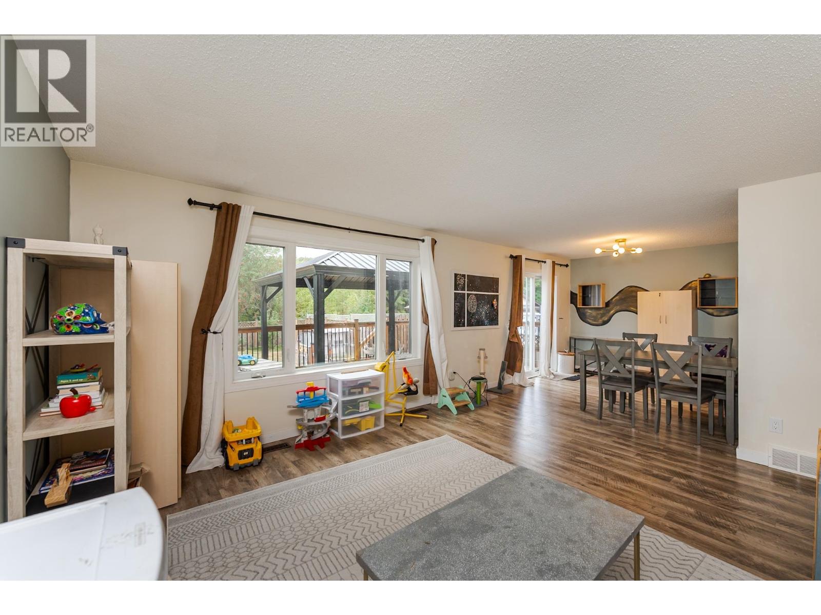2905 Christopher Crescent, Prince George, British Columbia  V2N 4S4 - Photo 4 - R3163531