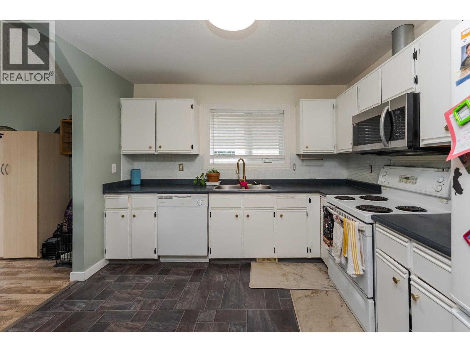 2905 Christopher Crescent, Prince George, British Columbia  V2N 4S4 - Photo 7 - R3163531