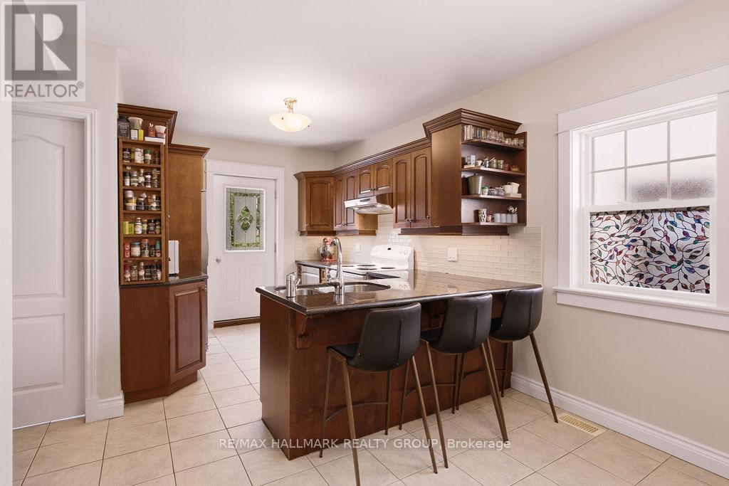 94 Marlborough Avenue, Ottawa, Ontario  K1N 8E9 - Photo 14 - X13769584