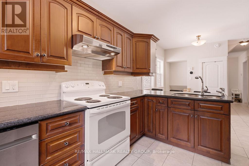 94 Marlborough Avenue, Ottawa, Ontario  K1N 8E9 - Photo 18 - X13769584