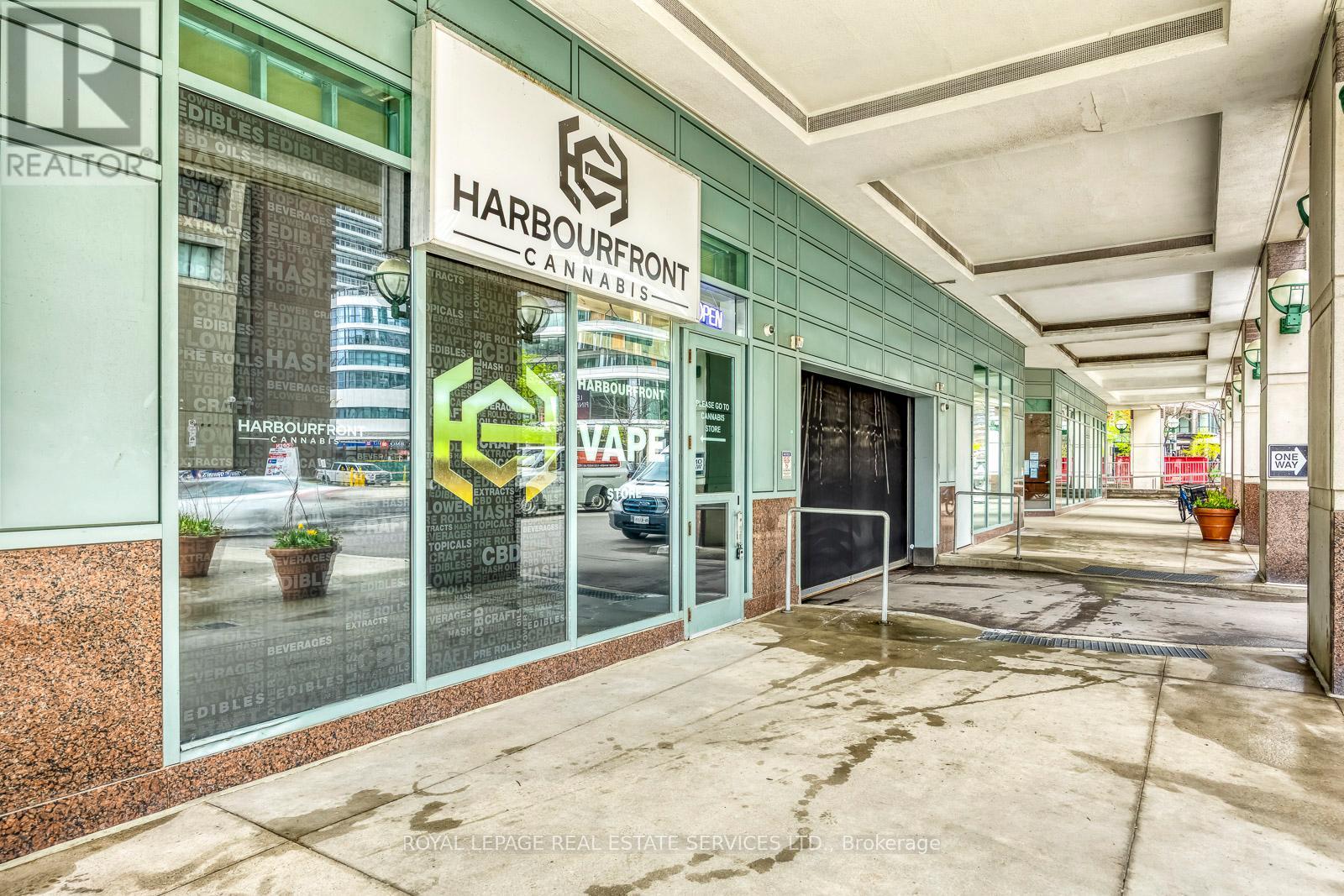 10 Yonge Street, Toronto, Ontario M5E 0E9 - Photo 10 - C13221448