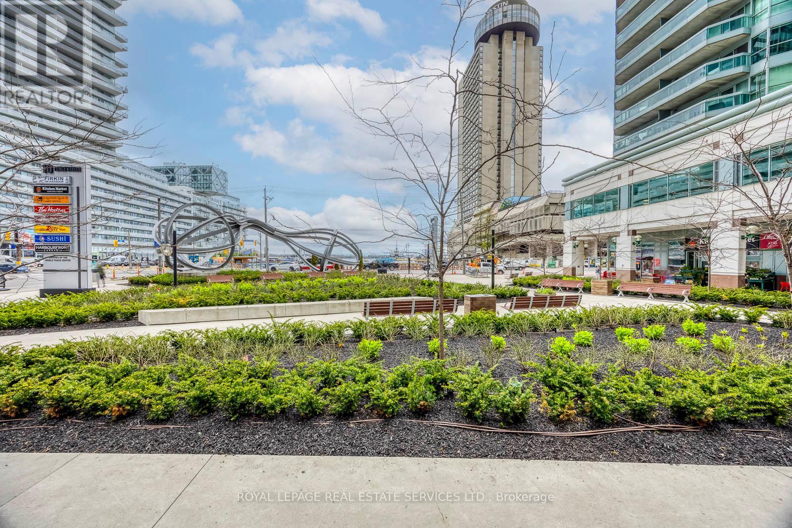 10 Yonge Street, Toronto, Ontario M5E 0E9 - Photo 12 - C13221448