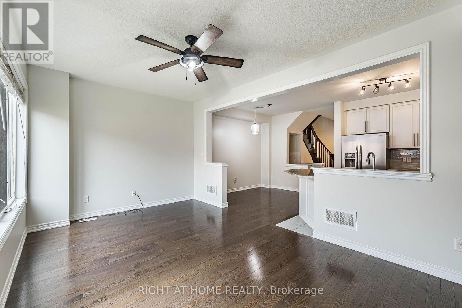23 Coastline Drive, Brampton, Ontario  L6Y 0T5 - Photo 12 - W13763378