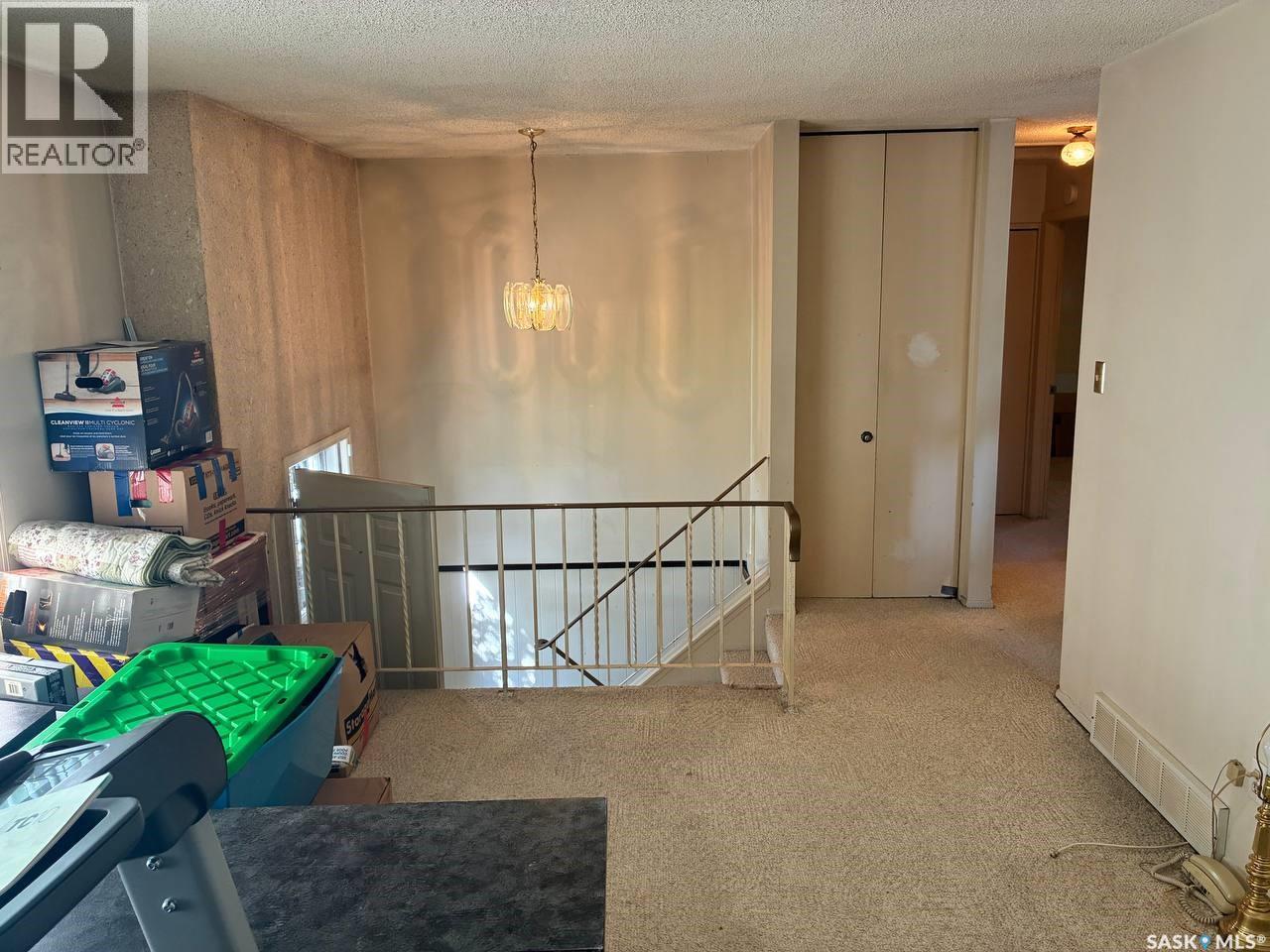59 Clermont Crescent, Regina, Saskatchewan  S4N 4T5 - Photo 6 - SK048173