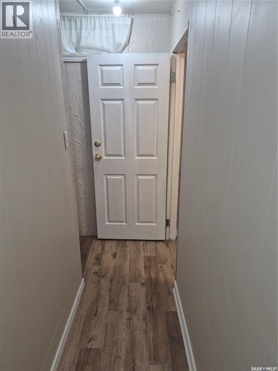 403 Ruth Street E, Saskatoon, Saskatchewan  S7J 0L3 - Photo 17 - SK048171