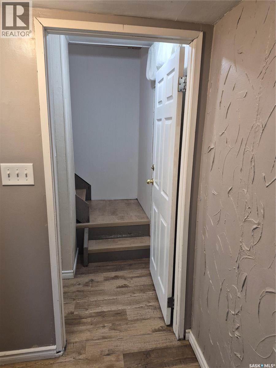 403 Ruth Street E, Saskatoon, Saskatchewan  S7J 0L3 - Photo 18 - SK048171