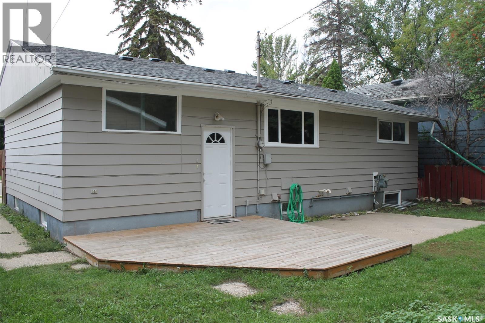403 Ruth Street E, Saskatoon, Saskatchewan  S7J 0L3 - Photo 25 - SK048171