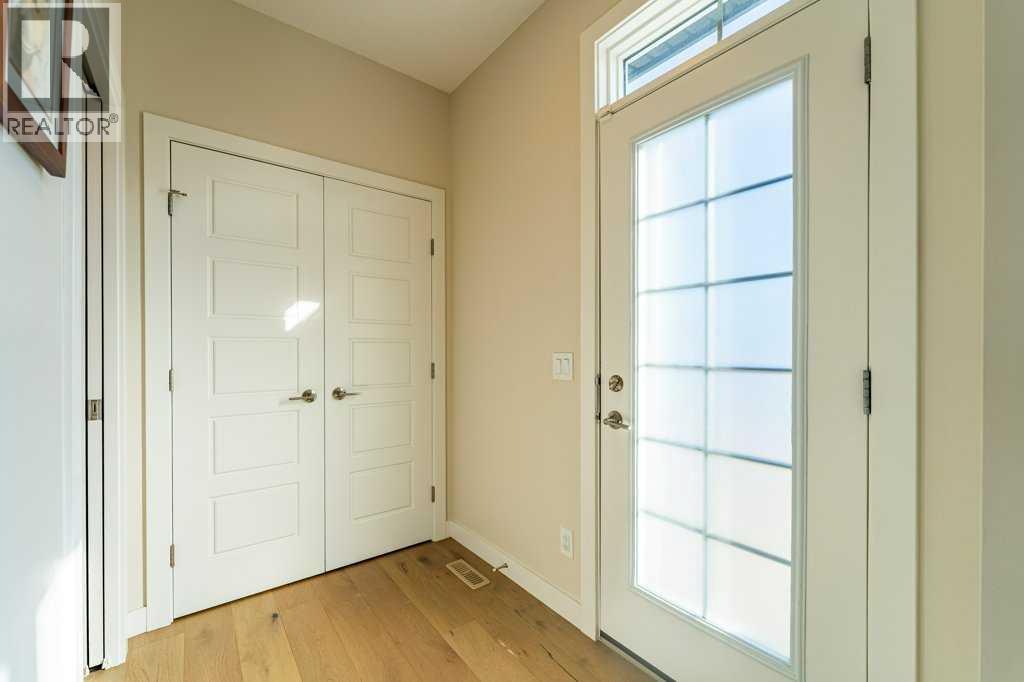 153 Waterford Boulevard, Chestermere, Alberta  T1X 2M9 - Photo 14 - A2329836