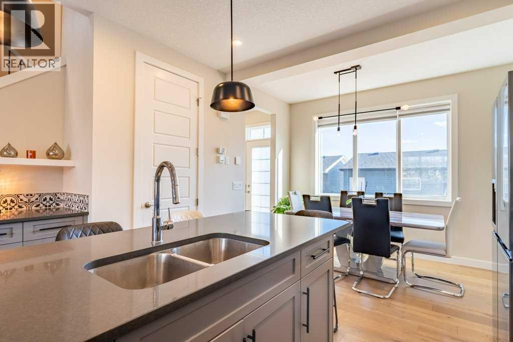 153 Waterford Boulevard, Chestermere, Alberta  T1X 2M9 - Photo 9 - A2329836
