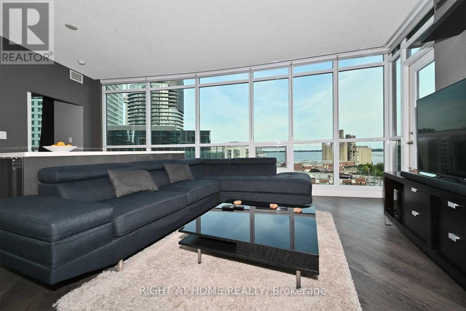 1104 - 600 FLEET STREET, Toronto, Ontario
