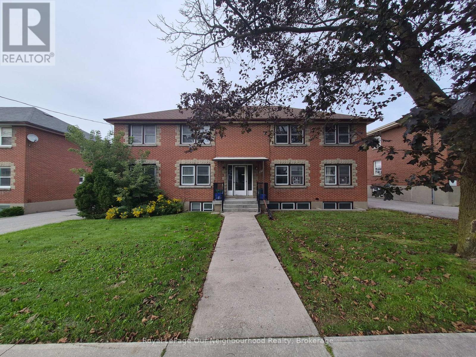2 - 855 SIMCOE STREET N, Oshawa, Ontario
