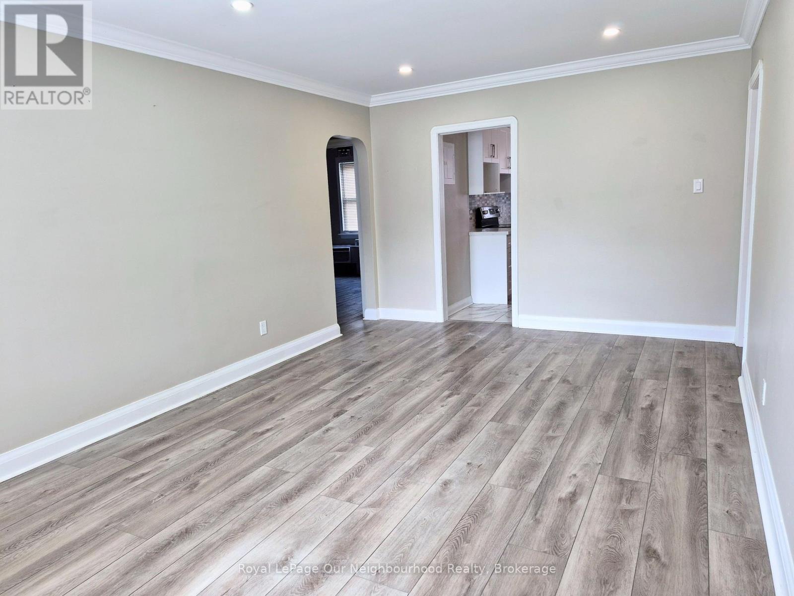 2 - 855 Simcoe Street N, Oshawa, Ontario  L1G 4W1 - Photo 8 - E13666300