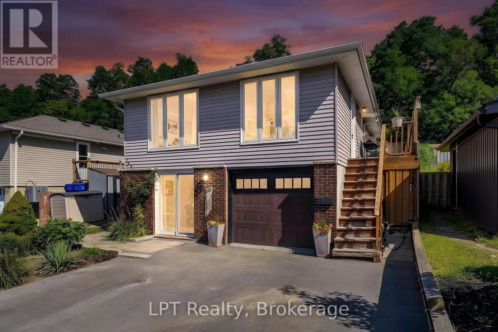 755 Wesley Drive, Oshawa, Ontario  L1H 7X6 - Photo 3 - E13768202