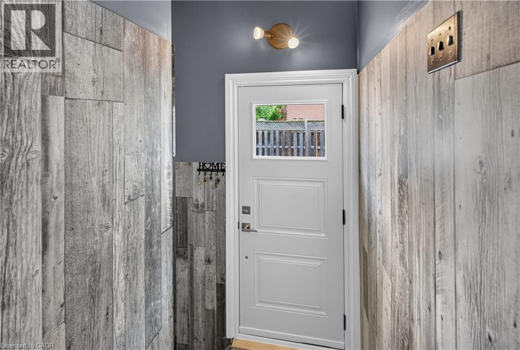 236 Hammersmith Court, Burlington, Ontario  L7L 4N7 - Photo 17 - 40862216