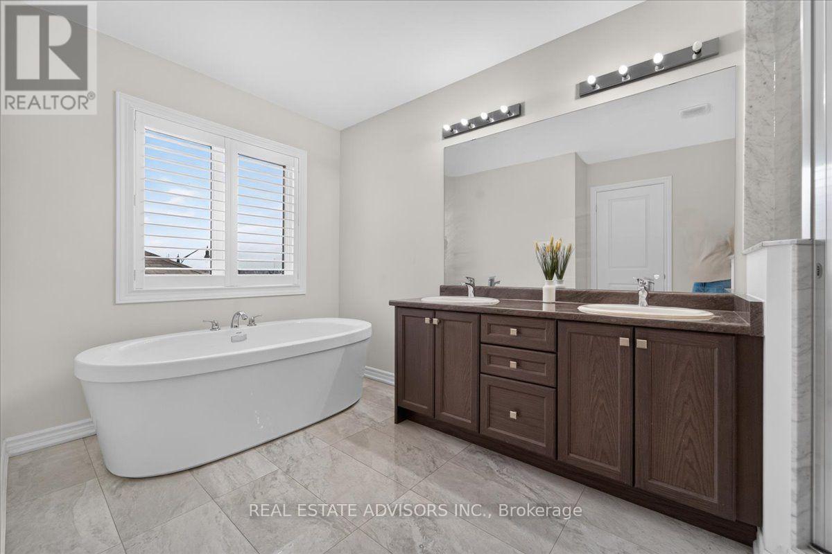 574 Queen Mary Drive, Caledon, Ontario  L7A 4Y6 - Photo 34 - W13769634