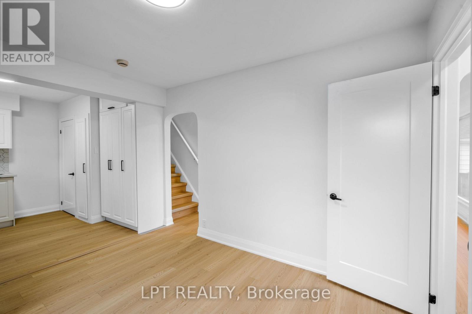 18 Jubilee Drive, St. Catharines, Ontario  L2M 4P8 - Photo 10 - X13755286