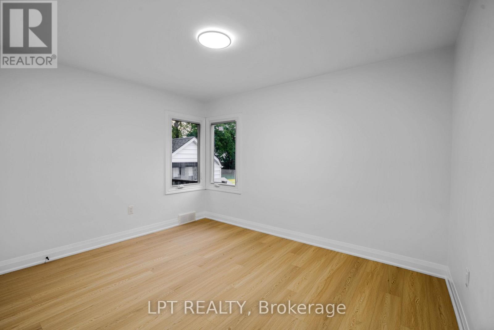 18 Jubilee Drive, St. Catharines, Ontario  L2M 4P8 - Photo 19 - X13755286