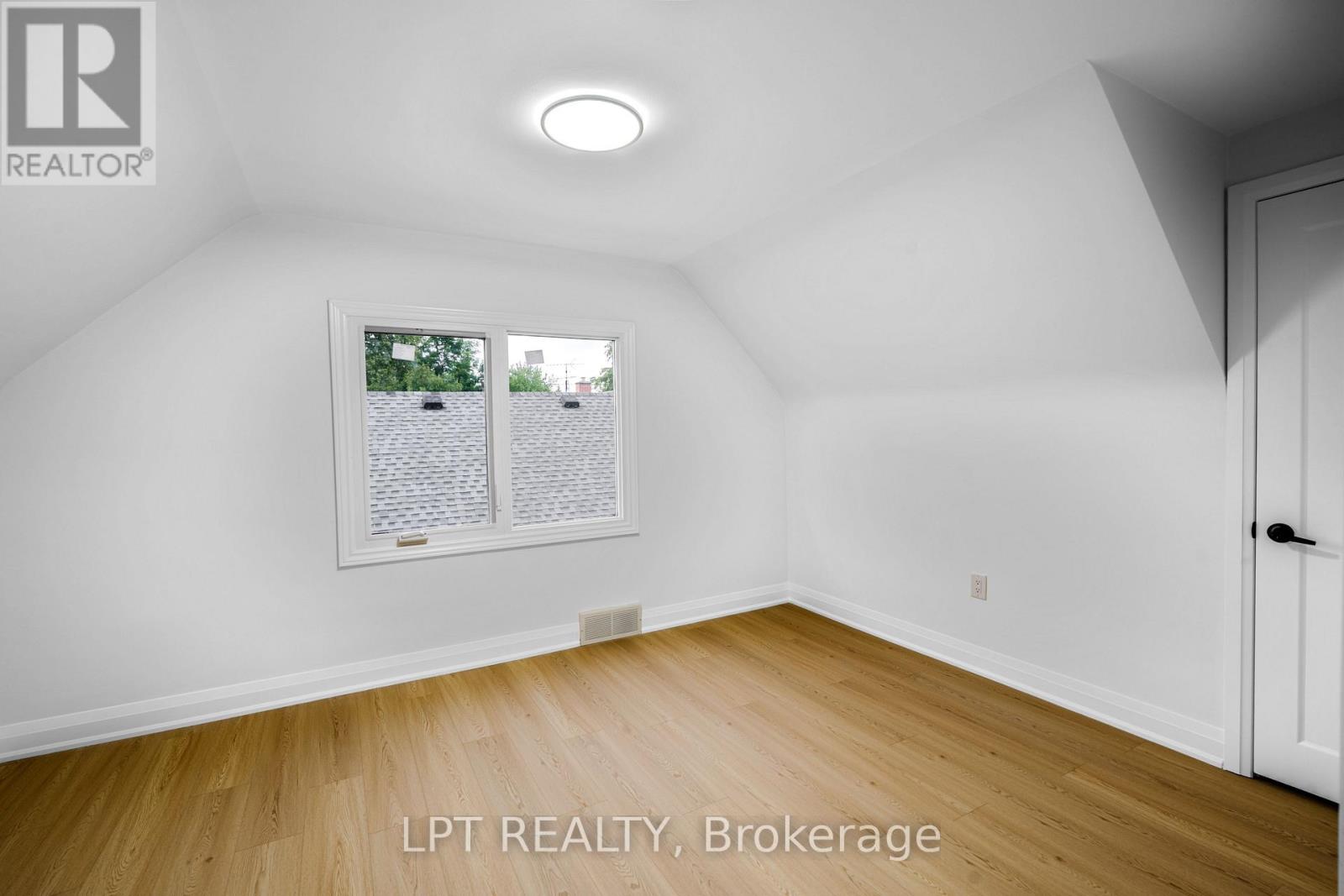 18 Jubilee Drive, St. Catharines, Ontario  L2M 4P8 - Photo 23 - X13755286