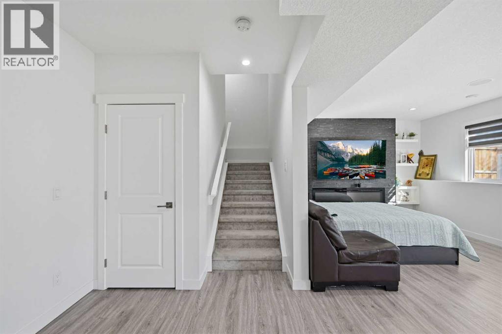 965 Midtown Avenue SW, Airdrie, Alberta  T4B 3C5 - Photo 34 - A2342868