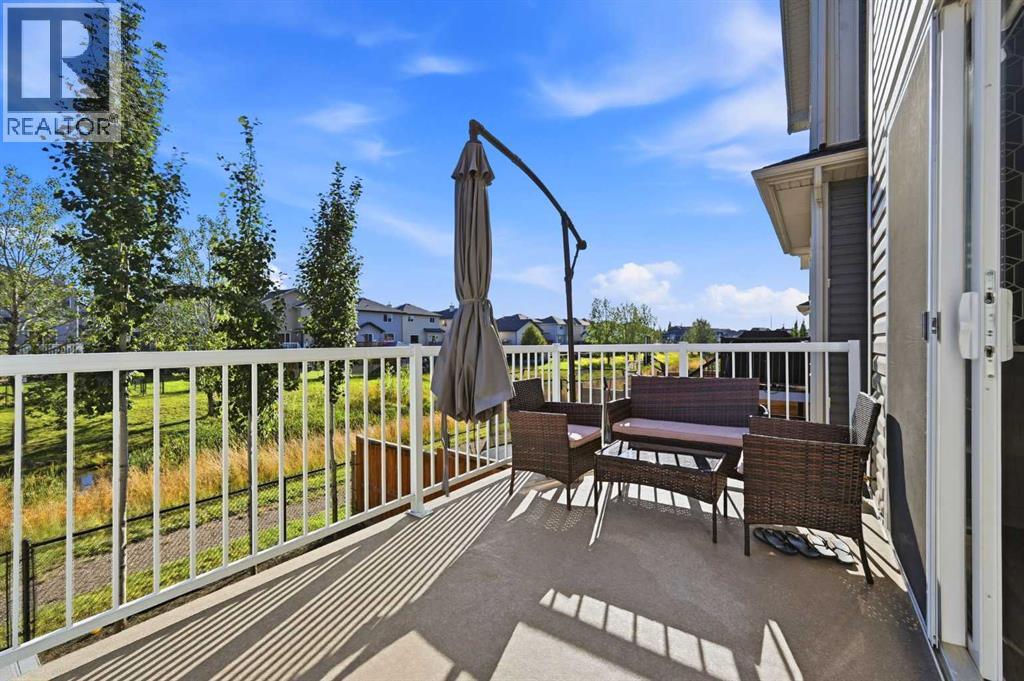 965 Midtown Avenue SW, Airdrie, Alberta  T4B 3C5 - Photo 45 - A2342868