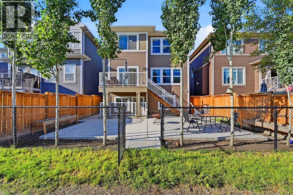 965 Midtown Avenue SW, Airdrie, Alberta  T4B 3C5 - Photo 46 - A2342868