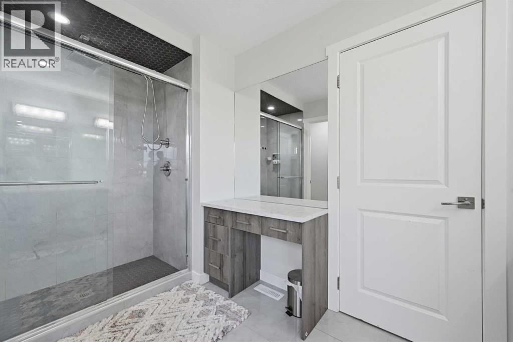 965 Midtown Avenue SW, Airdrie, Alberta  T4B 3C5 - Photo 24 - A2342868