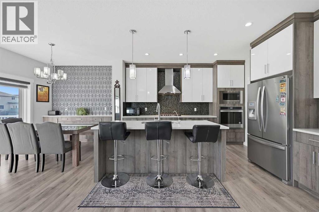 965 Midtown Avenue SW, Airdrie, Alberta  T4B 3C5 - Photo 9 - A2342868