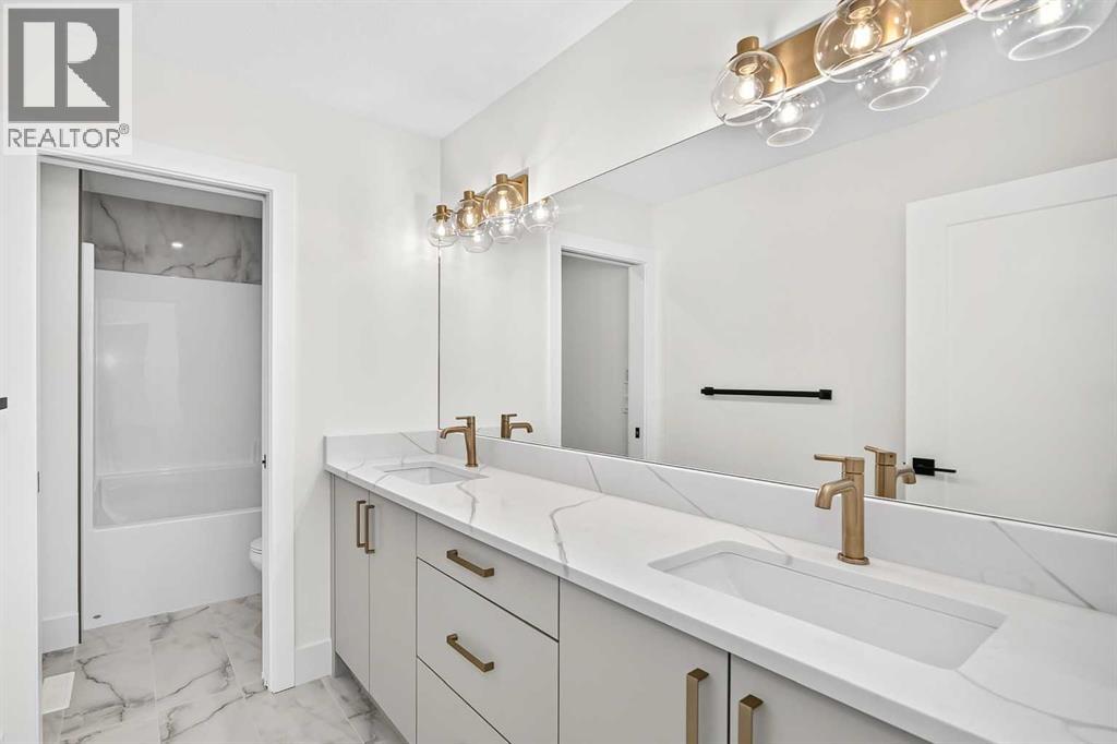 111 West Grove Gate SW, Calgary, Alberta  T3H 1Z4 - Photo 30 - A2343392