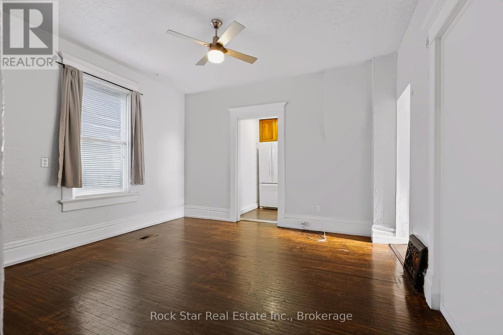 22 Rich Avenue, Cambridge, Ontario  N1R 2A5 - Photo 8 - X13766738