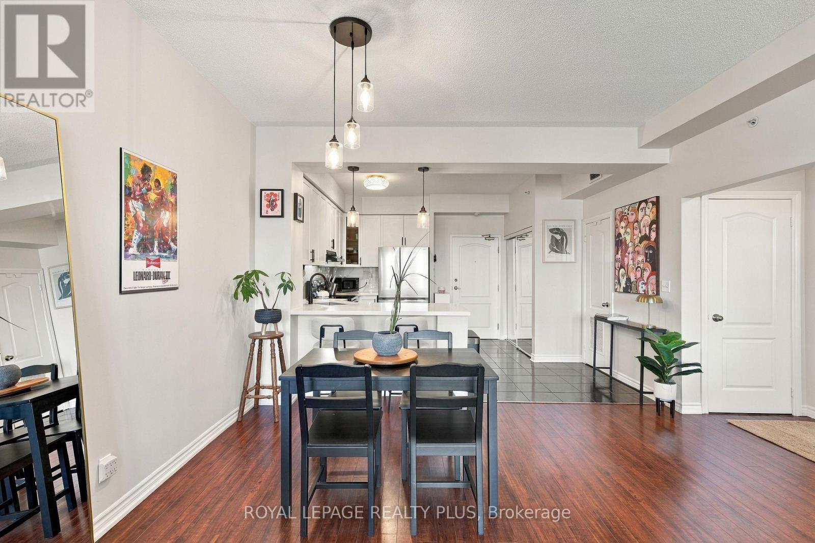 104 - 3531 Lake Shore Boulevard W, Toronto (Long Branch), Ontario  M8W 1P4 - Photo 11 - W13769756